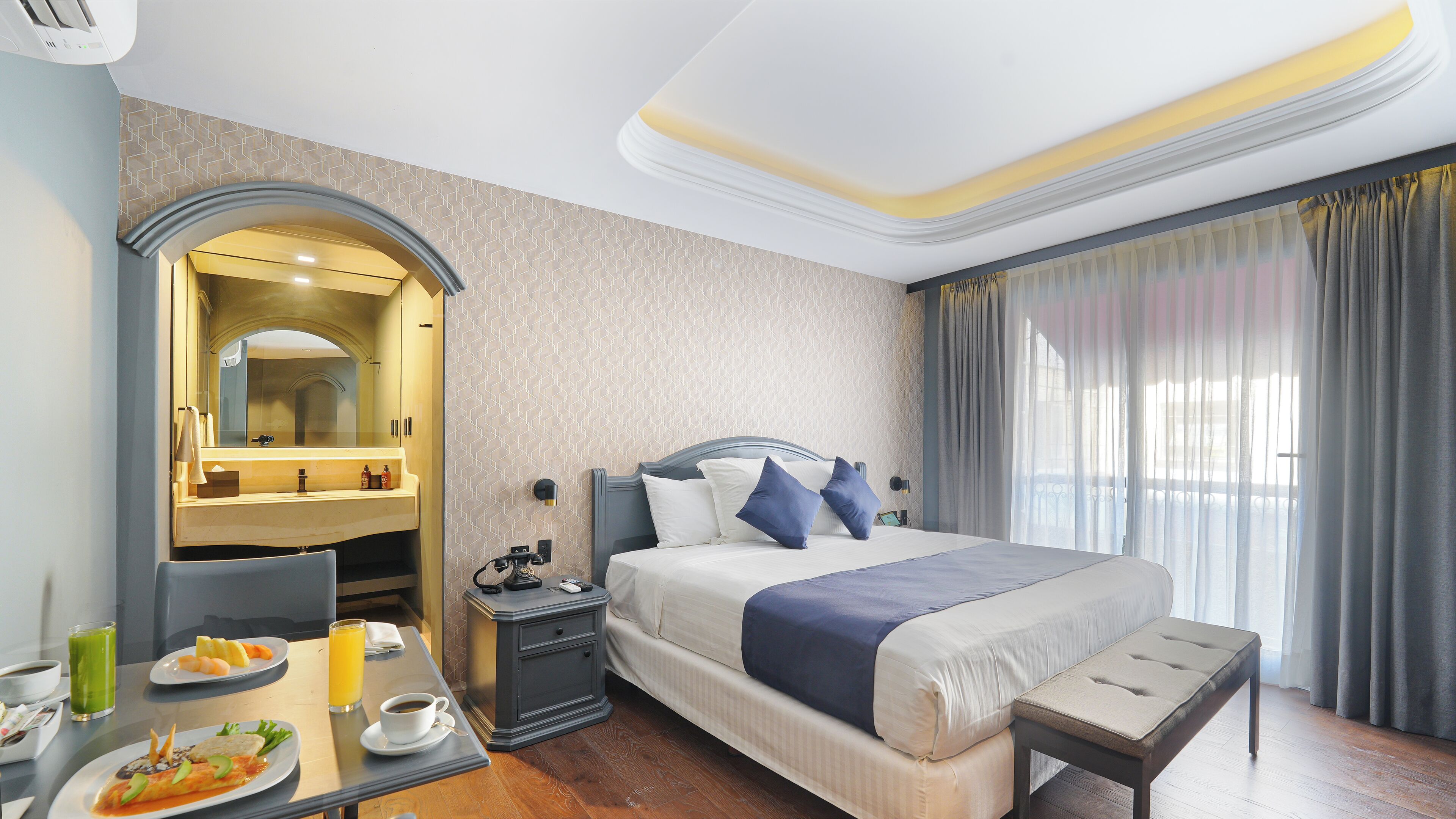 standard double room | 1 bedroom, premium bedding, in-room safe, desk