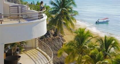 Encanto Corto Maltes Ocean Front Luxury Vacation Condos