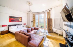 Double Room with King Bed Eden | Living area | TV, DVD player - Una (BRIGHTON)