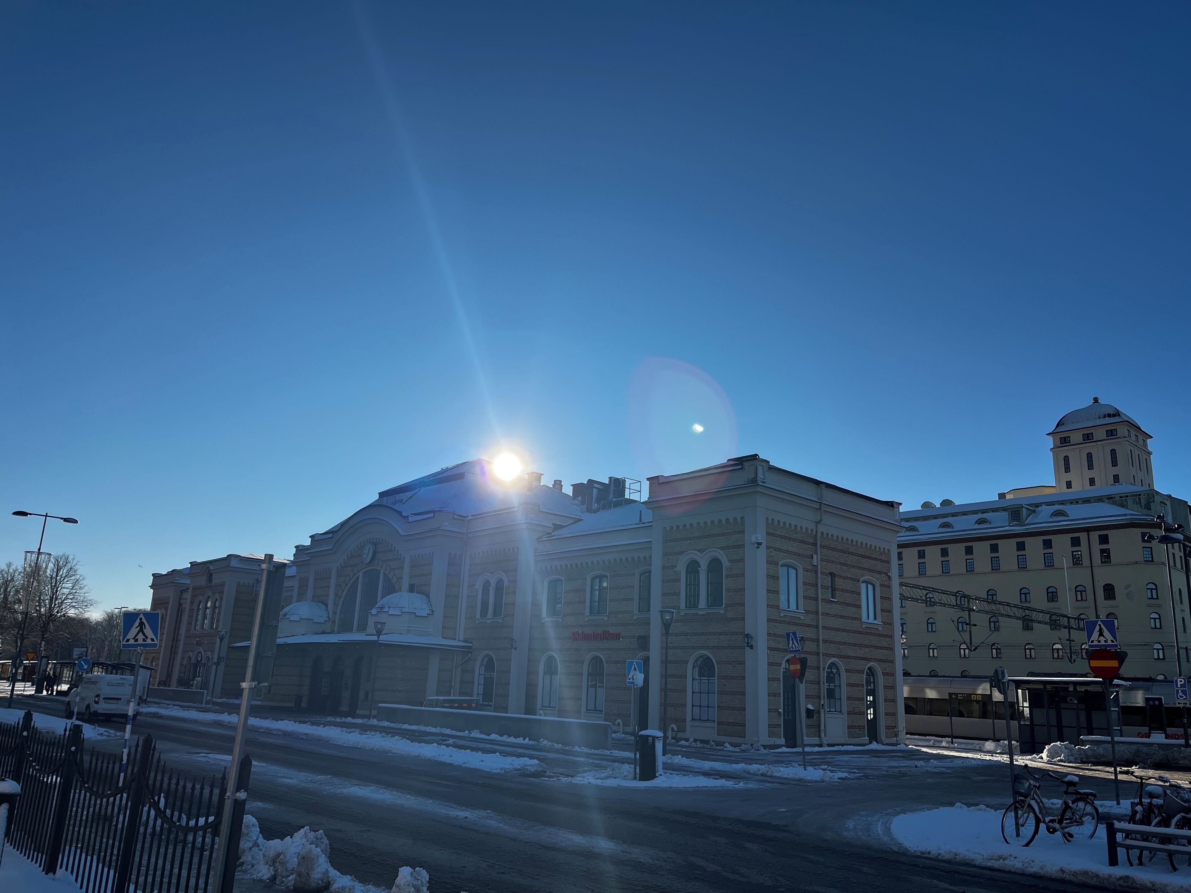 Transport til togstation