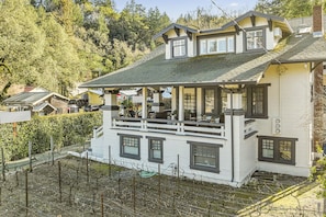 Front of property - Craftsman Inn (Calistoga)