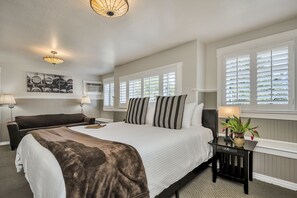 Luxury Room, 1 King Bed with Sofa bed (Palisades) | Individually decorated, individually furnished, iron/ironing board - Craftsman Inn (Calistoga)