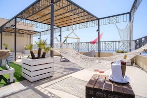 Sundeck