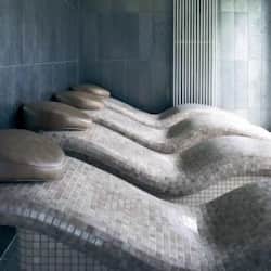 Couples treatment rooms, sauna, body treatments, aromatherapy