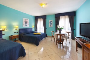 Coffres-forts dans les chambres, rideaux occultants, Wi-Fi gratuit