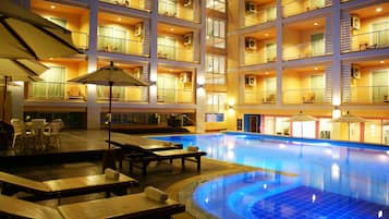 Alberca al aire libre