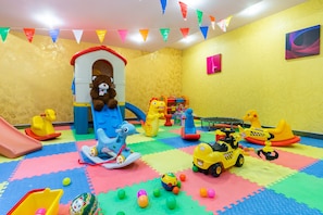 Children’s play area – indoor