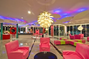 Lobby sitting area - Best Bella Pattaya (Pattaya)