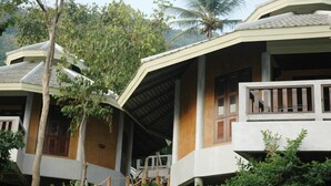 Minibar, rollaway beds - Pariya Resort & Villas Haad Yuan Koh Phangan (Ko Pha-ngan)