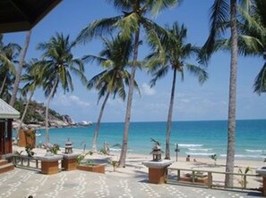 On the beach - Pariya Resort & Villas Haad Yuan Koh Phangan (Ko Pha-ngan)