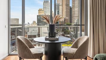 One Bedroom Superior Apartment | Living area