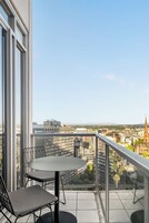 Two Bedroom Two Bathroom Superior Apartment | Terrace/patio