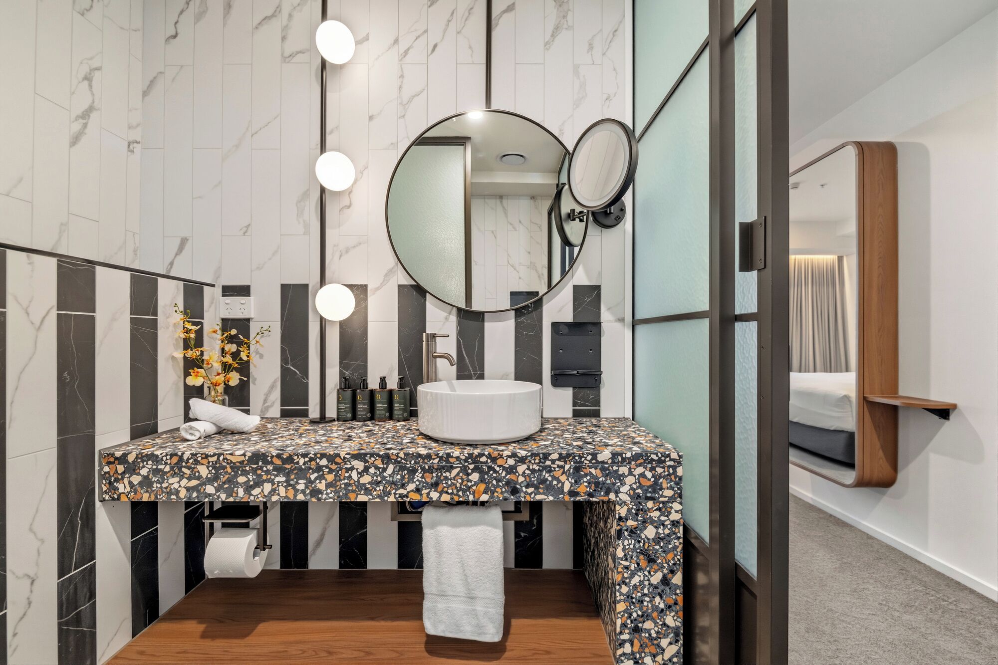 The Lonsdale Studio | Bathroom