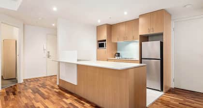 Nolo Apartments Lonsdale St