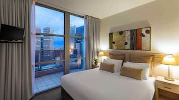 2 ห้องนอน, เตารีด/โต๊ะรีดผ้า, Wi-Fi ฟรี, ผ้าปูที่นอน