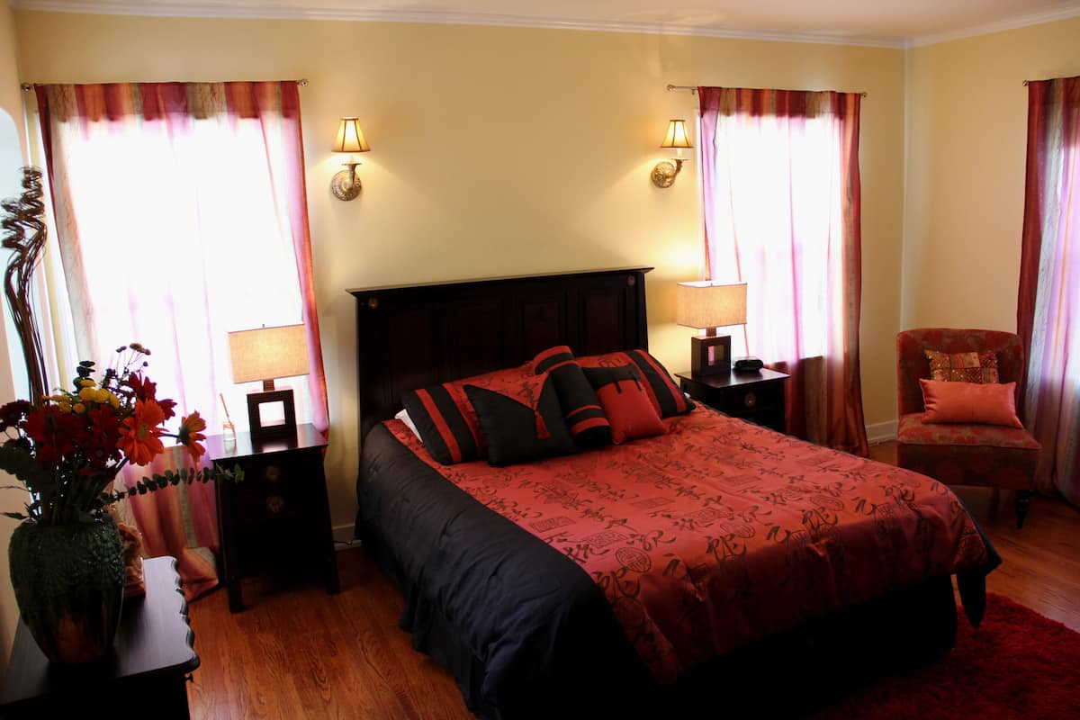 Colchones con pillow-top, decoración personalizada y muebles diferentes