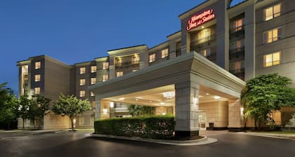 Hampton Inn & Suites Washington-Dulles International Airport