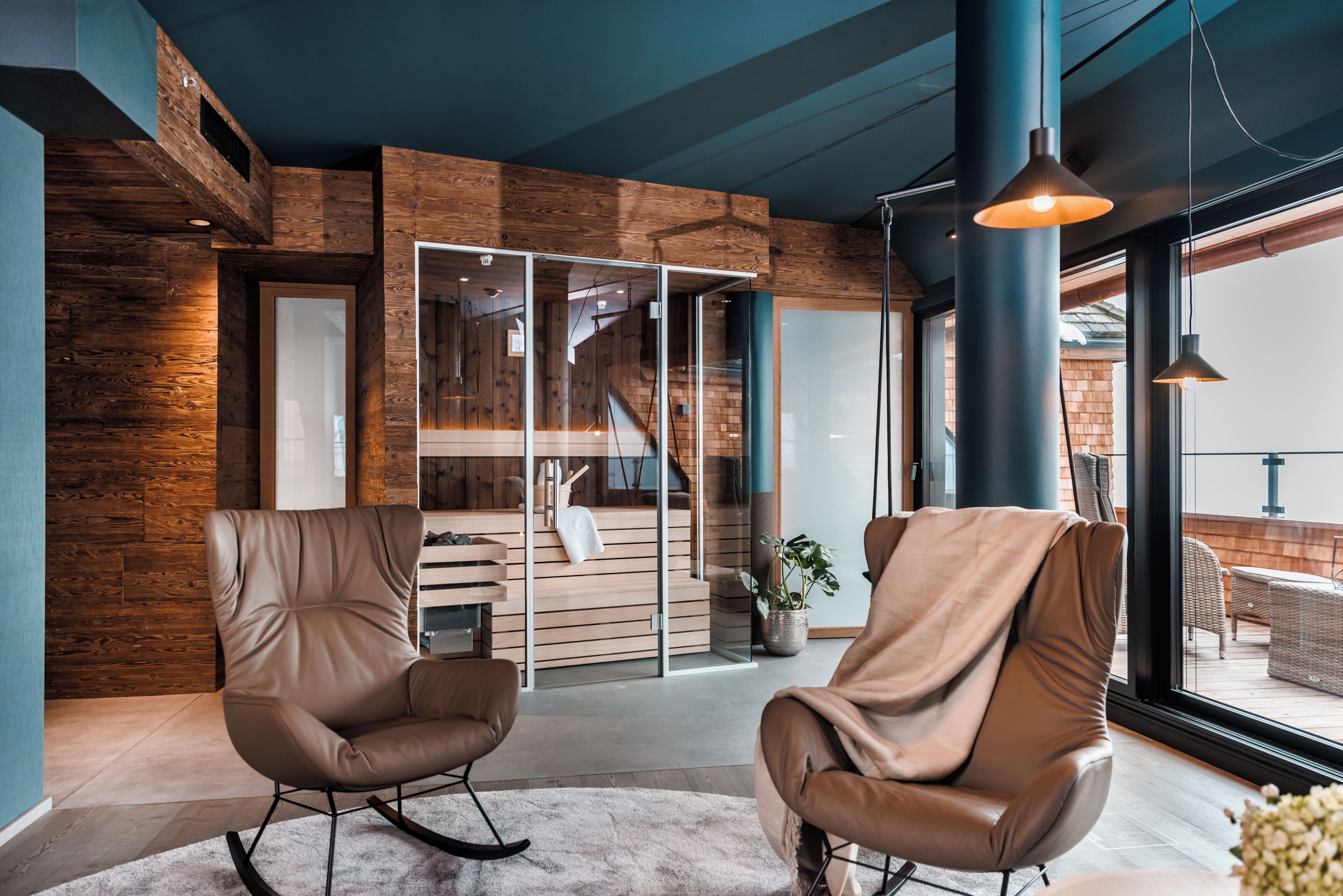 Adler Suite | セーフティボックス (室内)、遮光カーテン、アイロン / アイロン台、WiFi (無料)