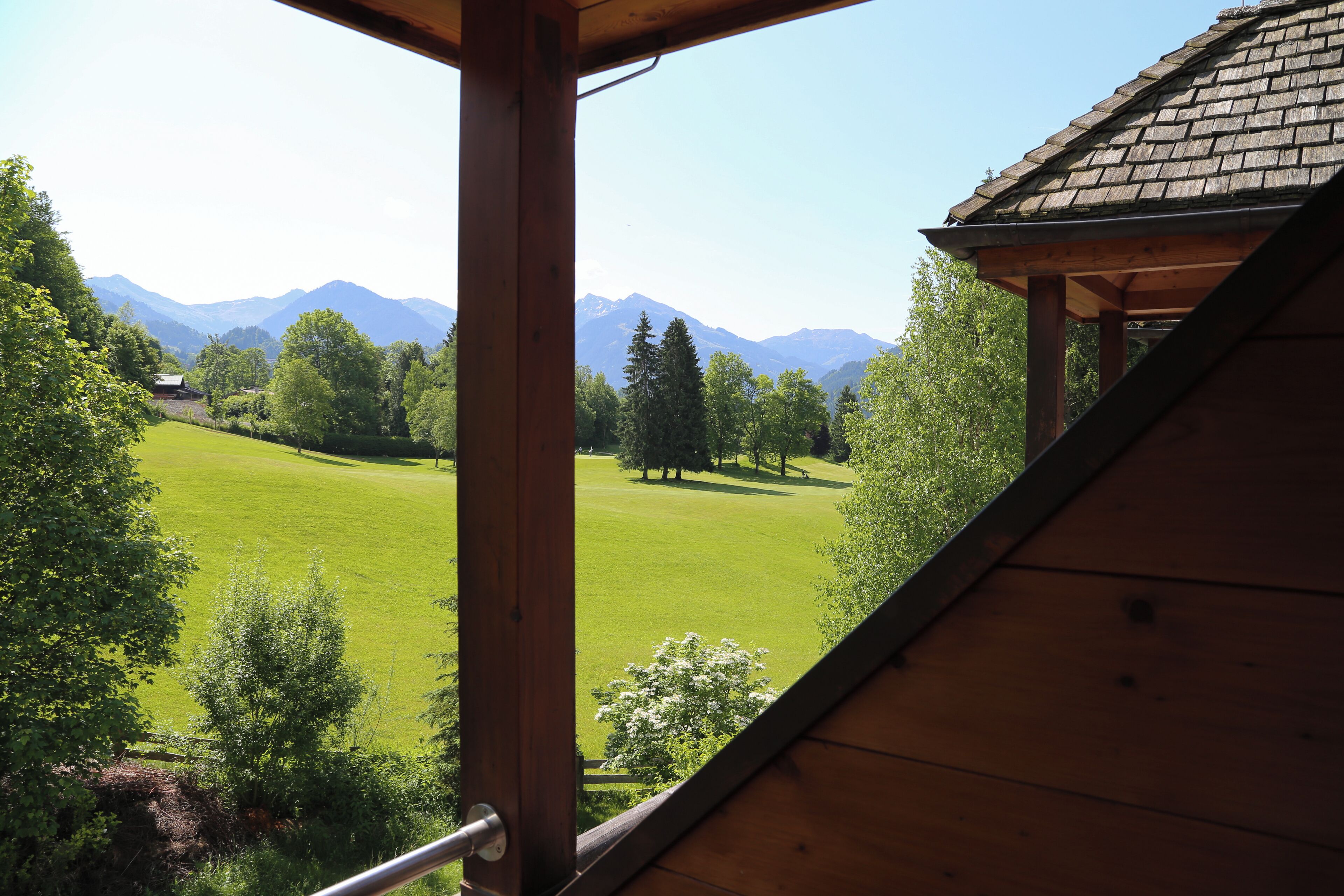 executive double room | 1 bedroom, in-room safe, blackout curtains, iron/ironing board