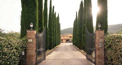 Hotel Casolare Le Terre Rosse