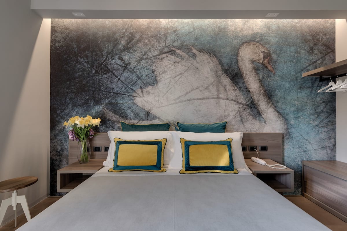 Hypo-allergenic bedding, down duvets, minibar, in-room safe