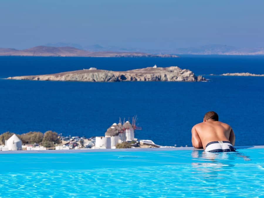 Piscina externa sazonal