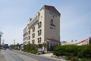 Front of property - Incheon Airport Hotel Oceanside (Incheon)