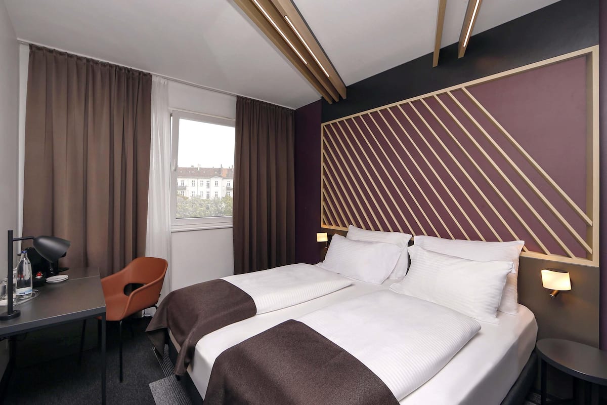 Premium Double Room | Hypo-allergenic bedding, in-room safe, desk, blackout curtains