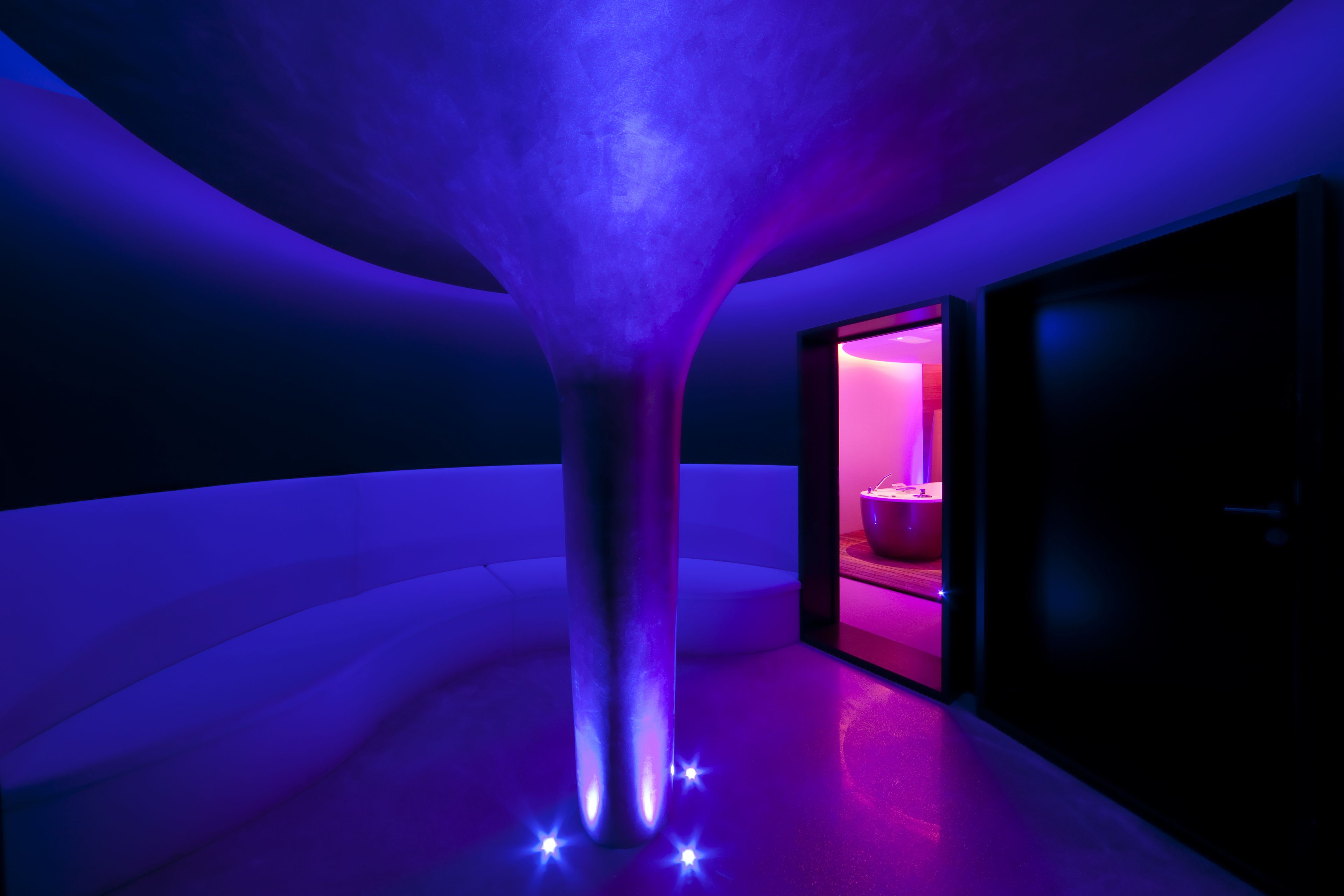 Sauna, Turkish bath, body treatments, hydrotherapy, aromatherapy