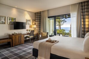 Executive Suite | Premium bedding, down comforters, minibar, in-room safe - Monte Mulini Adults Exclusive Hotel by Maistra Collection (Rovinj)