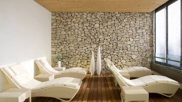 Sauna seca, banho turco/hammam, tratamentos corporais, hidroterapia