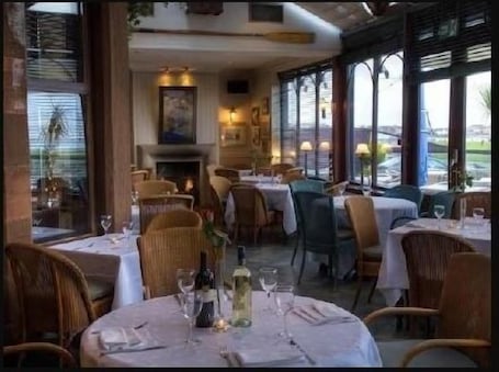 Restaurante. The Lauriston Hotel