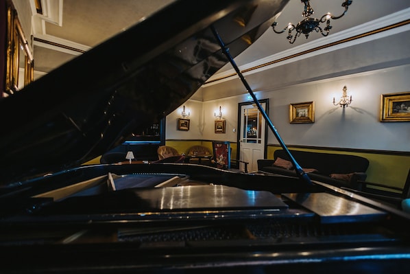 Bar (in der Unterkunft)