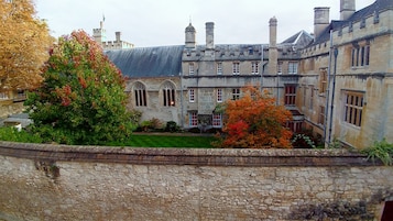 Double Room, Ensuite | View from property