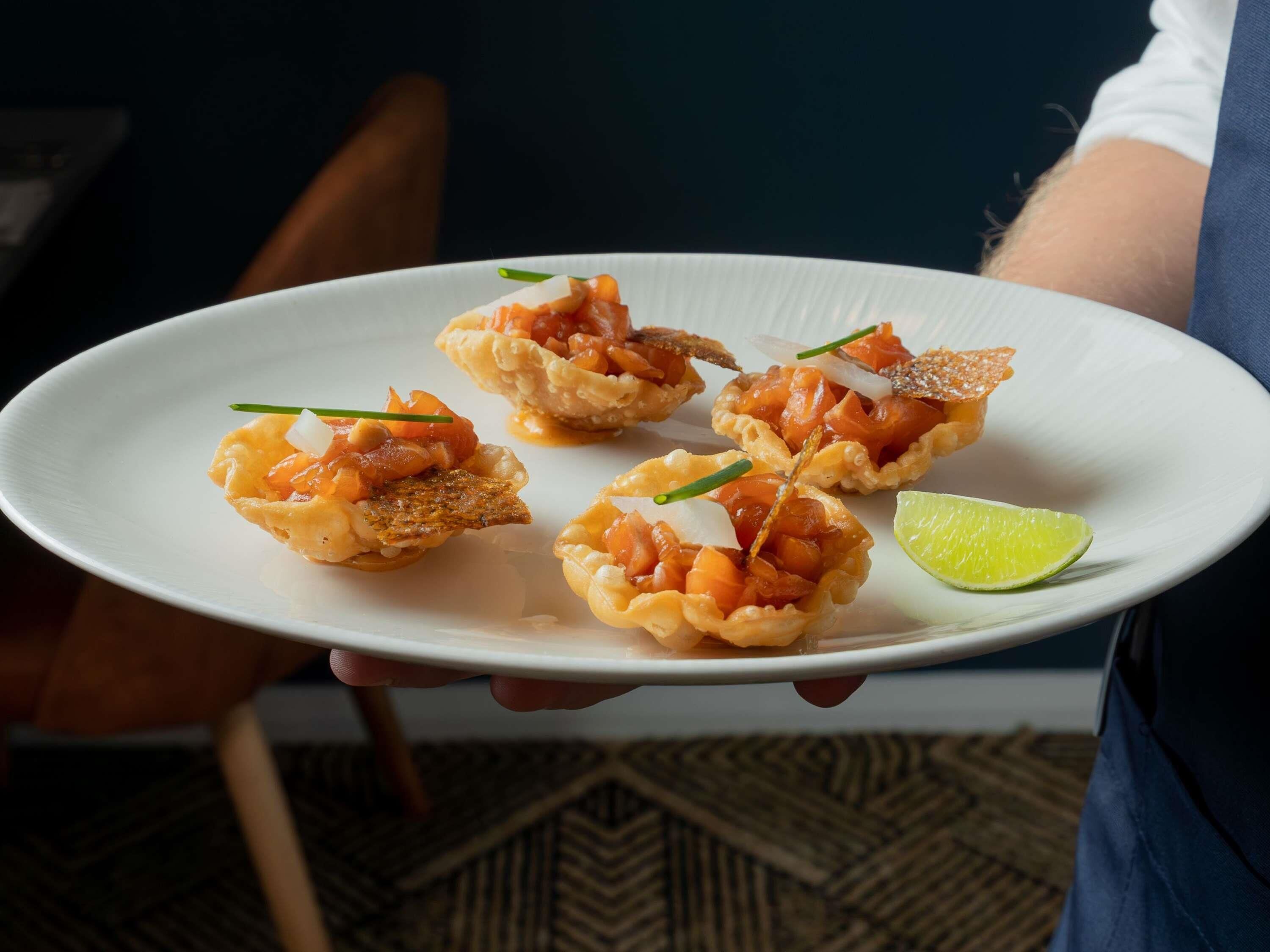 breakfast and dinner served, international cuisine