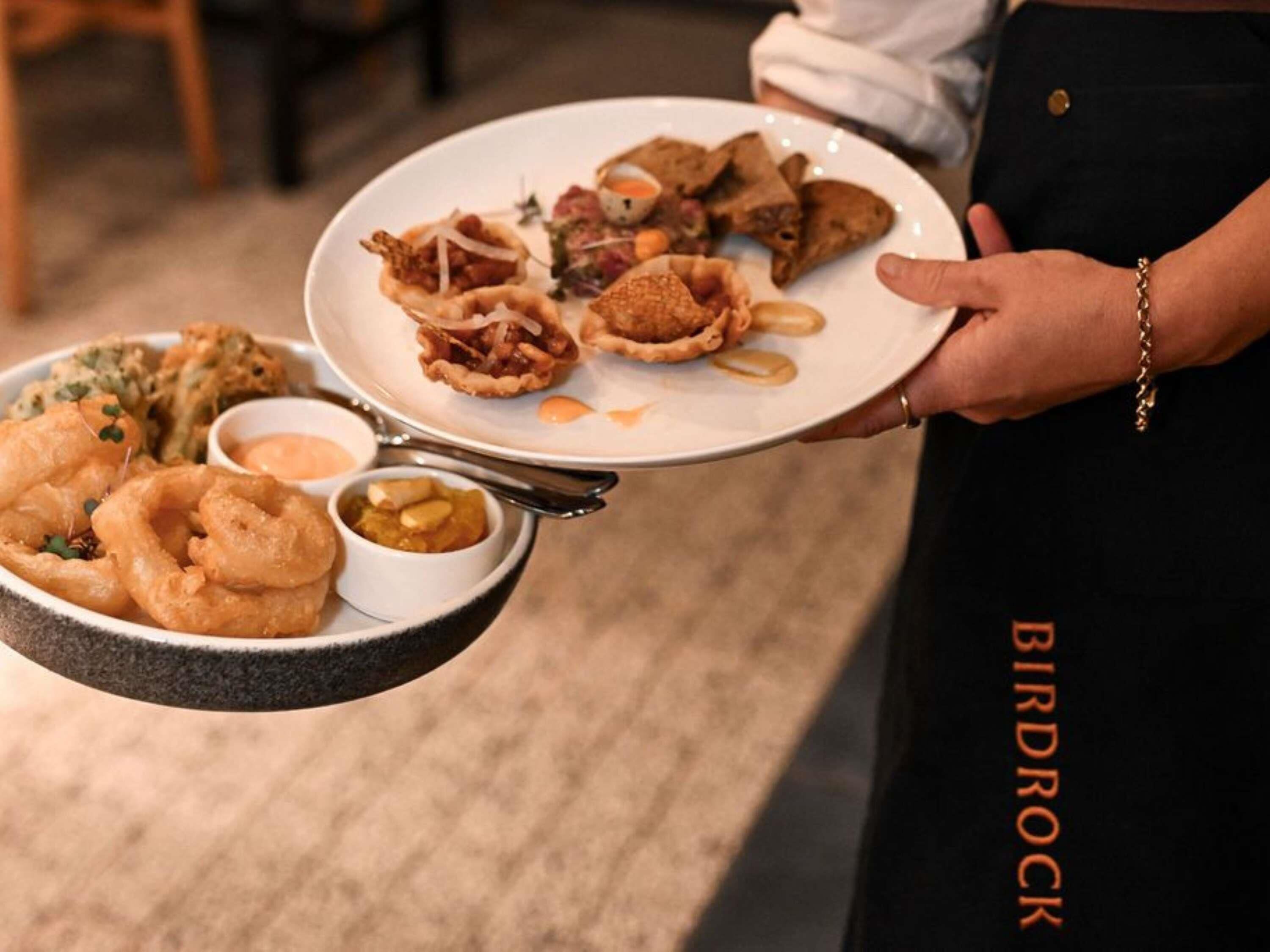 breakfast and dinner served, international cuisine