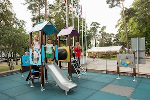 Children's play area - outdoor