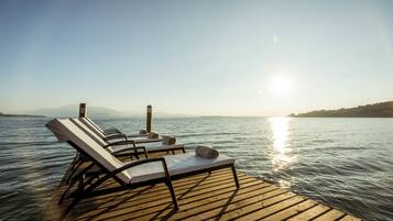 Privatstrand, Cabañas (gegen Gebühr), Liegestühle, Sonnenschirme