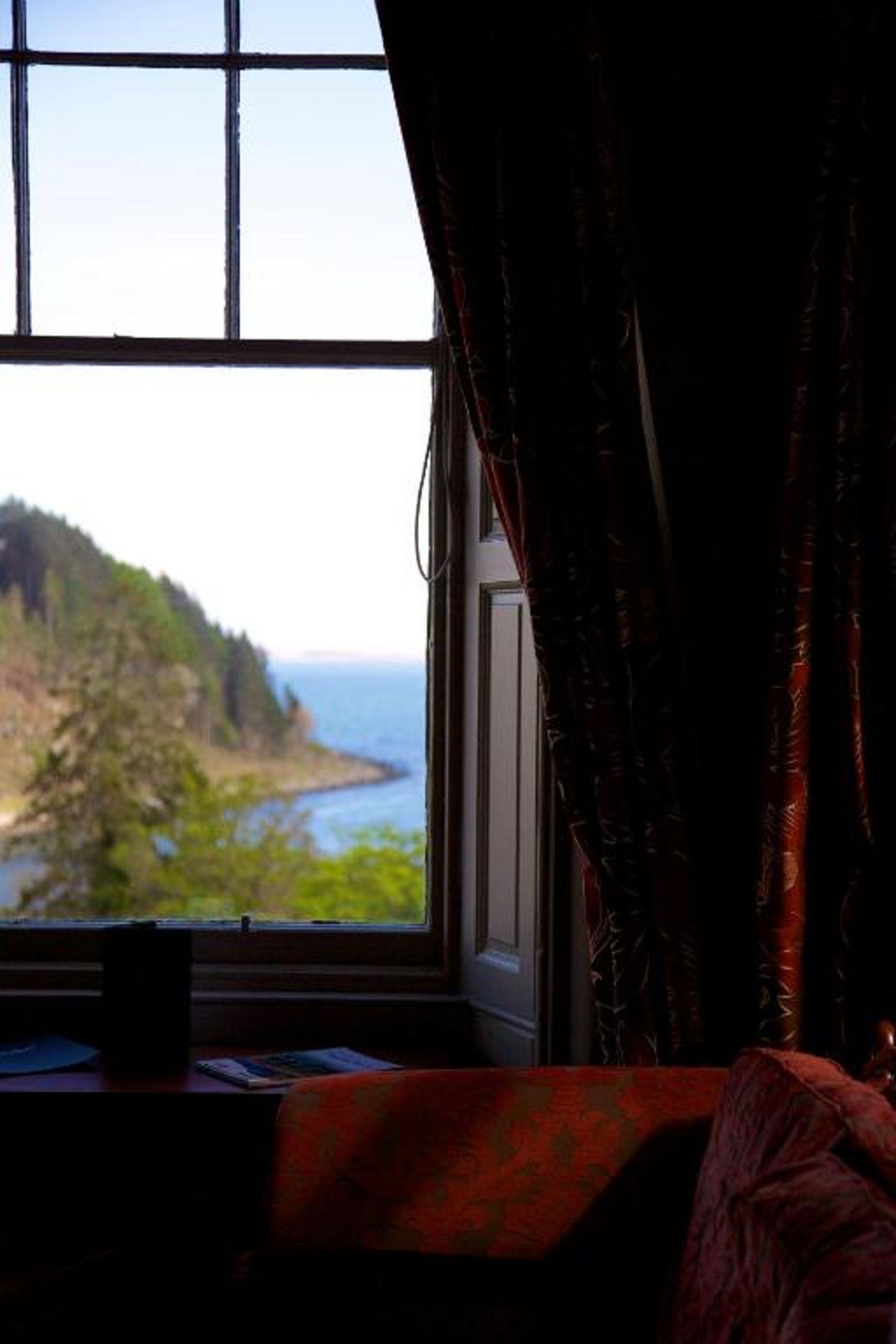 individually decorated, desk, free wifi, bed sheets