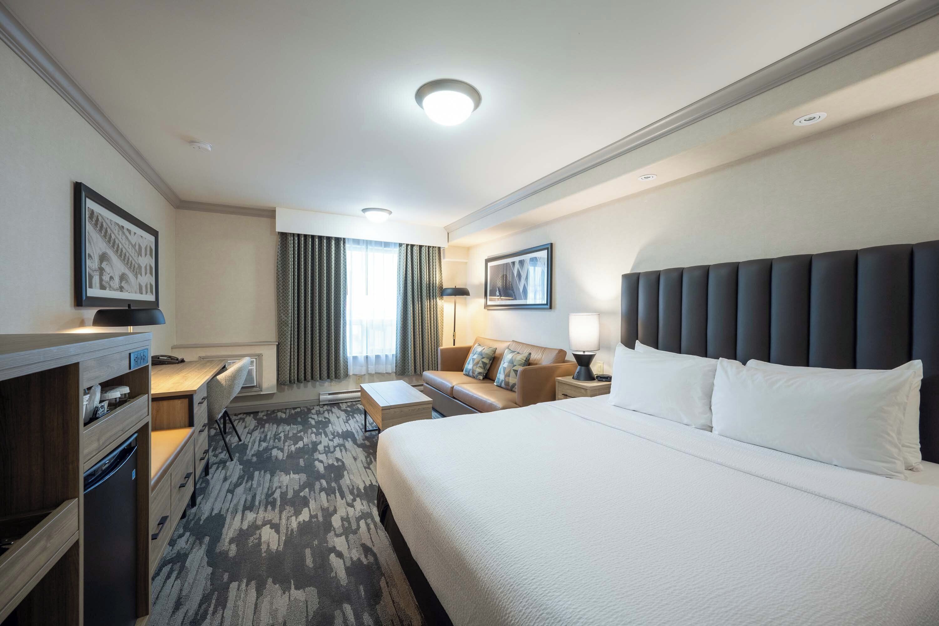 Standard Room, 1 King Bed with Sofa bed | Desk, laptop workspace, iron/ironing board, free WiFi