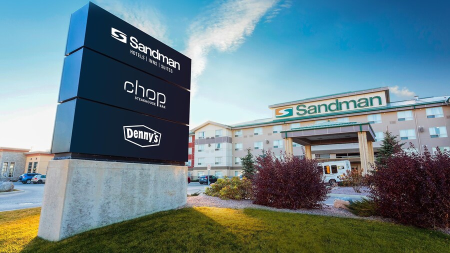 Sandman Hotel & Suites Winnipeg Airport