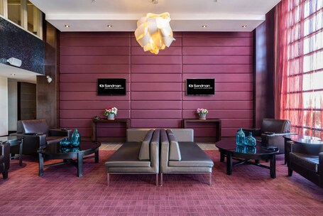 Sandman Hotel Suites Winnipeg Airport - Image 54
