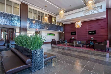 Sandman Hotel Suites Winnipeg Airport - Image 5