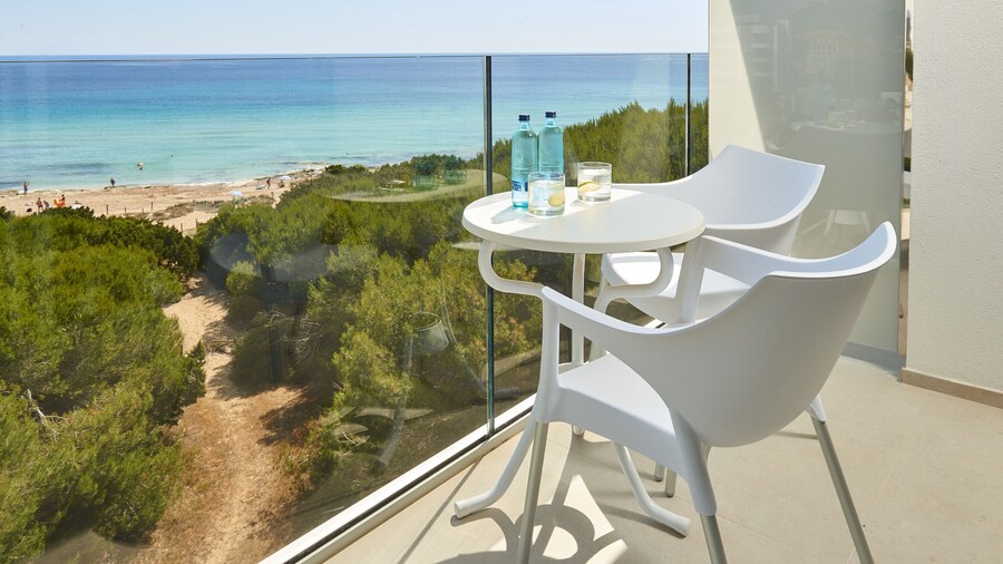 Hipotels Bahia Cala Millor - Adults Only