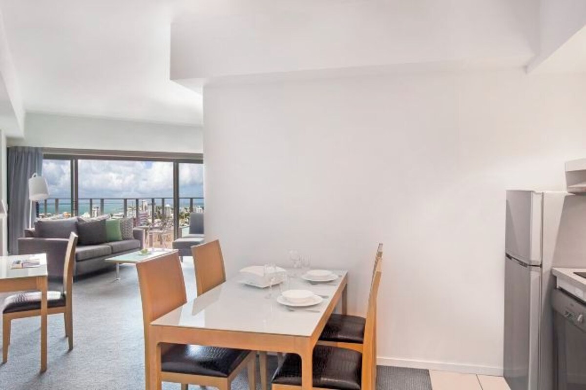 Two Bedroom Dual Key Water View