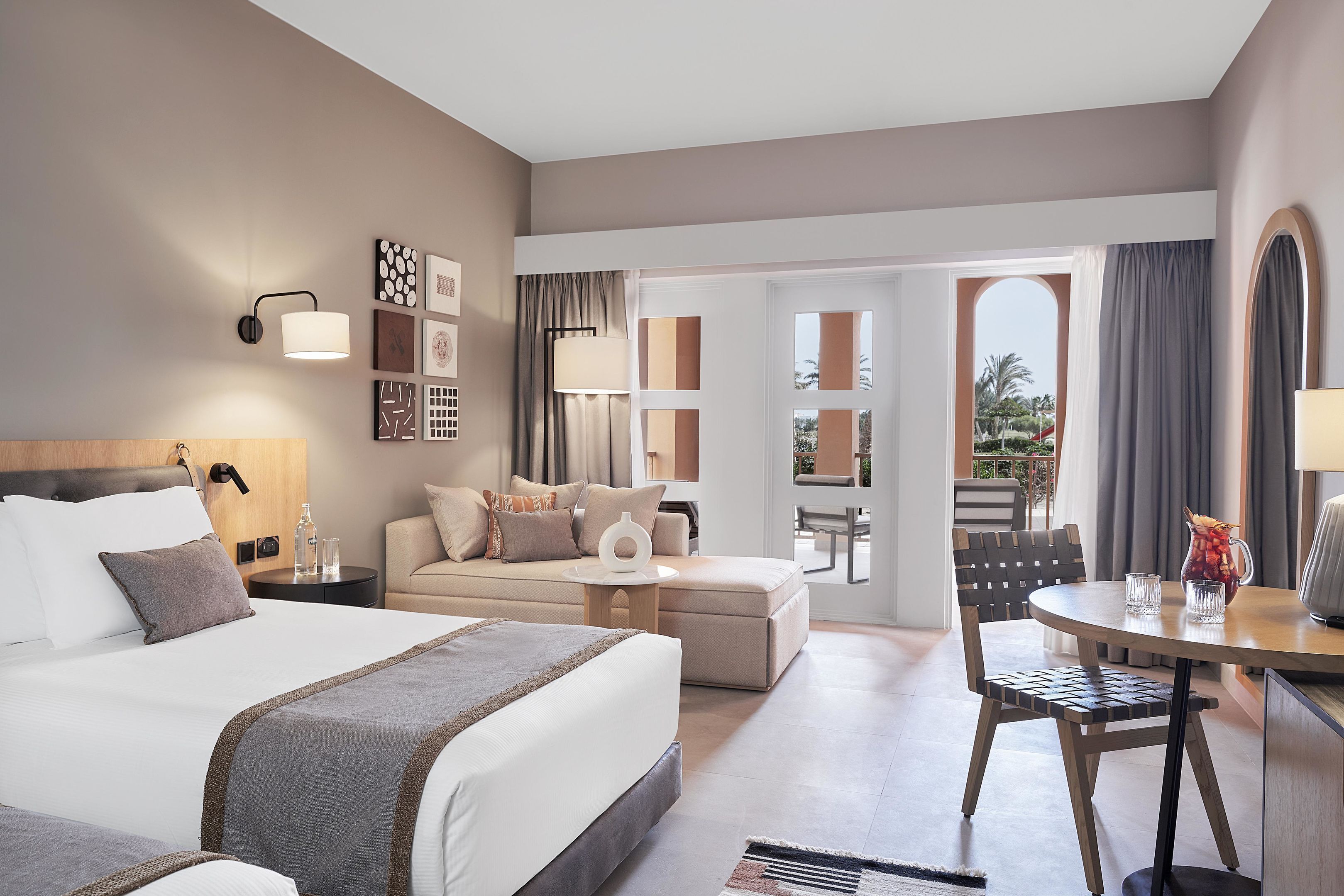 Deluxe Twin Room | Draps en coton égyptien, literie de qualité supérieure, minibar