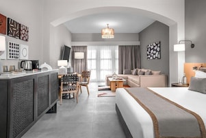 Sábanas de algodón egipcio, ropa de cama de alta calidad y minibar