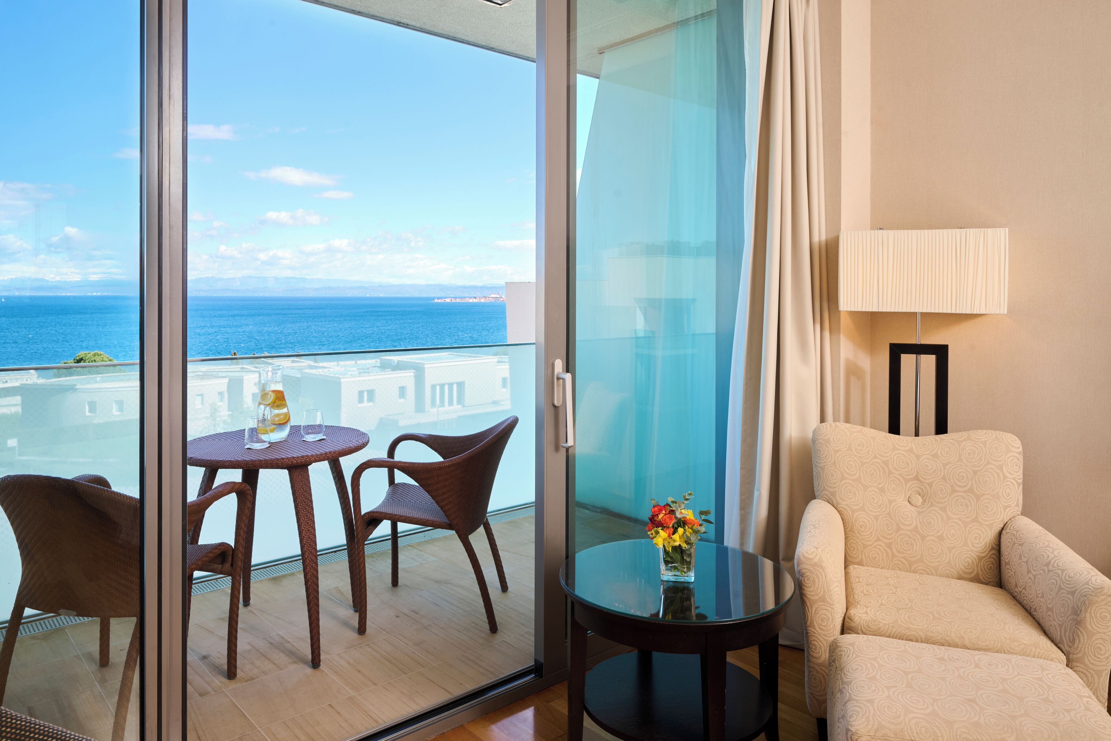 Hypo-allergenic bedding available, minibar, in-room safe, desk