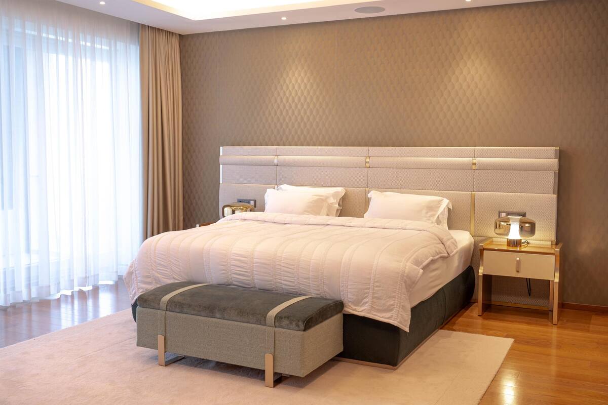 别墅 (Five bedroom, Pool ) | 防过敏的被褥、迷你吧、客房内保险箱、办公桌