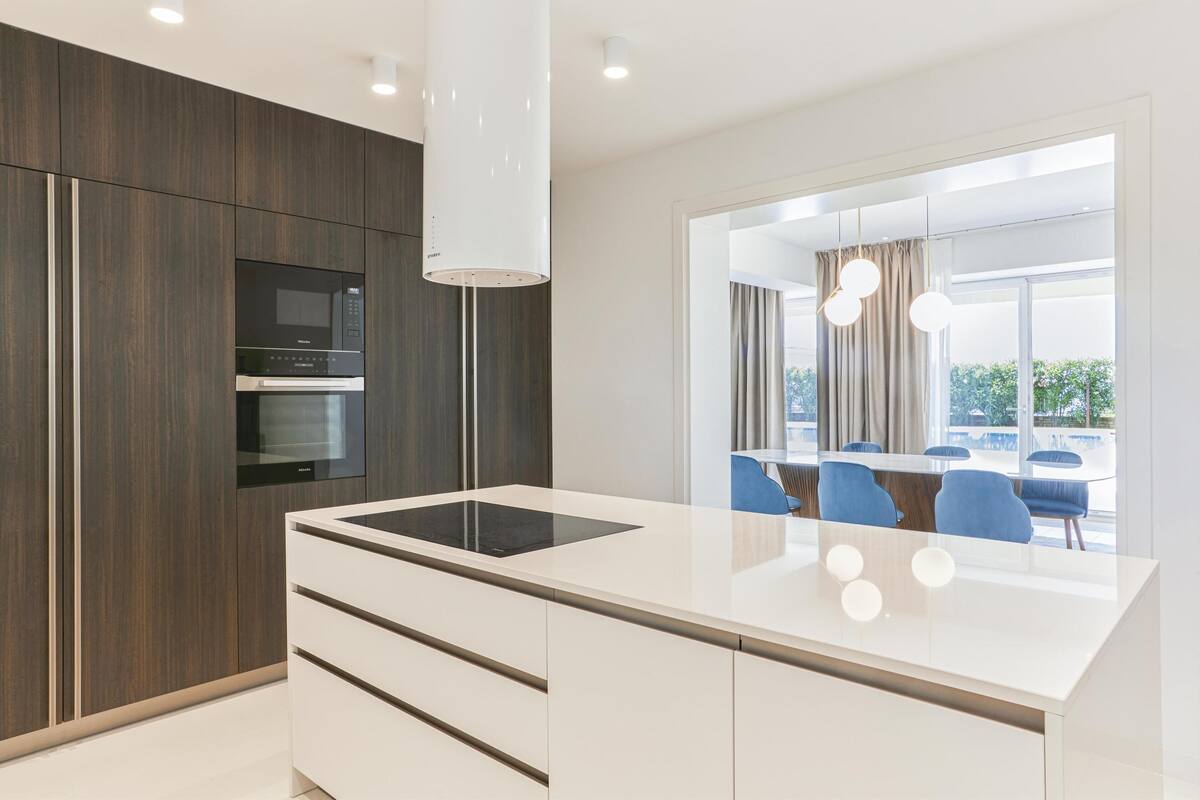 1 bedroom, hypo-allergenic bedding, minibar, in-room safe